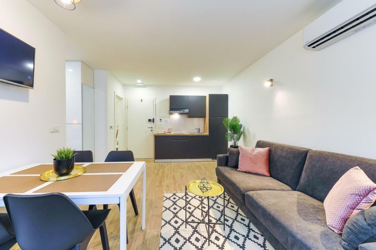 Ferienwohnung Onesta Split Exterior foto