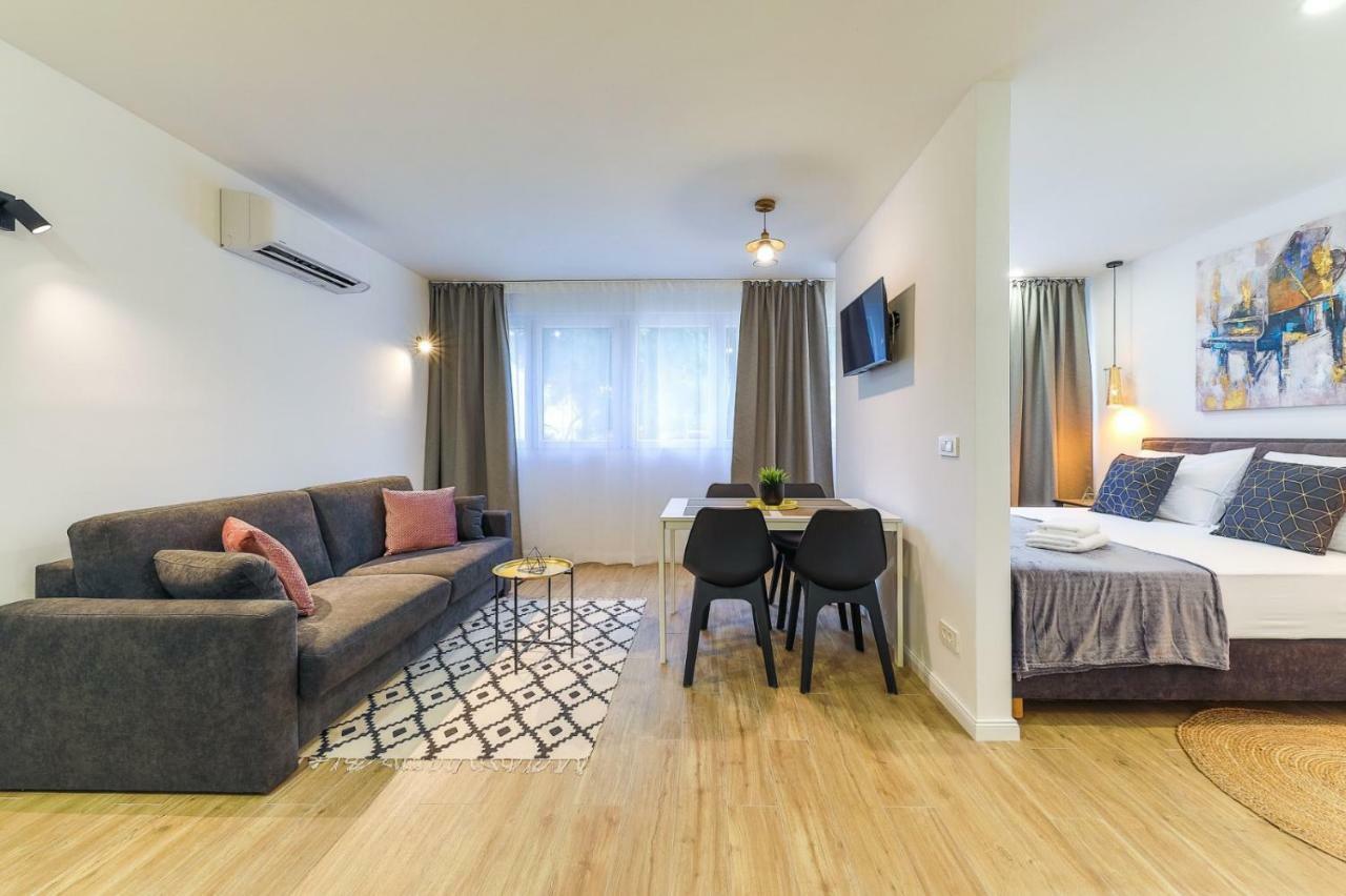 Ferienwohnung Onesta Split Exterior foto